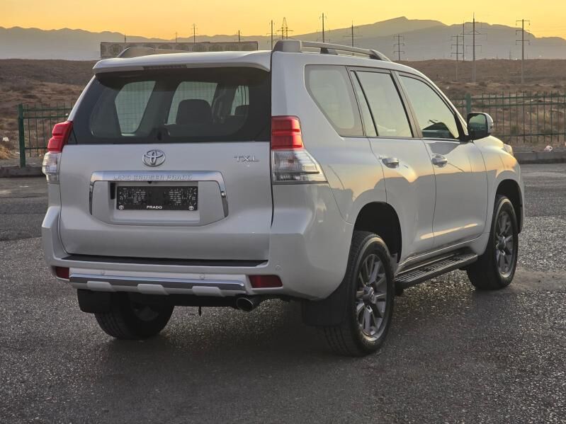 Toyota Land Cruiser Prado 2013 - 555 000 TMT - "Altyn Asyr" Gündogar bazary (Jygyllyk) - img 9