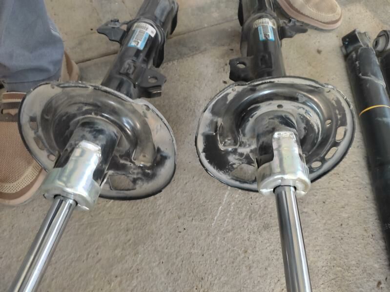 highlande amartizator komplekt 3 200 TMT - Теджен - img 4