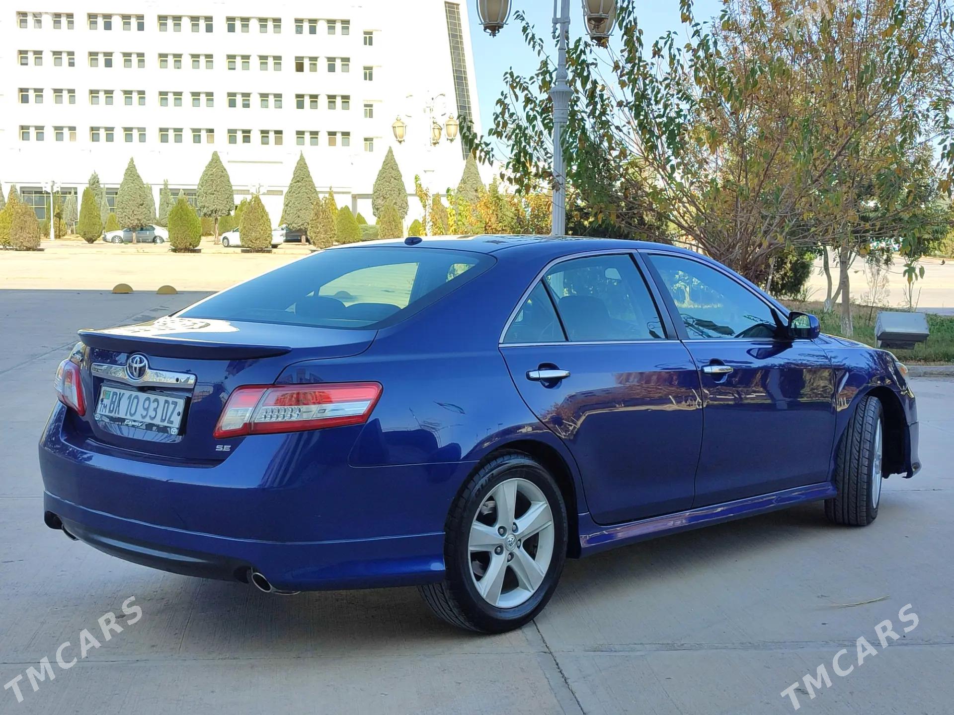 Toyota Camry 2011 - 230 000 TMT - Дашогуз - img 4