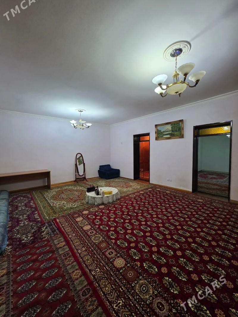 Arenda Hitrowka 3kom 1etaž - Хитровка - img 2