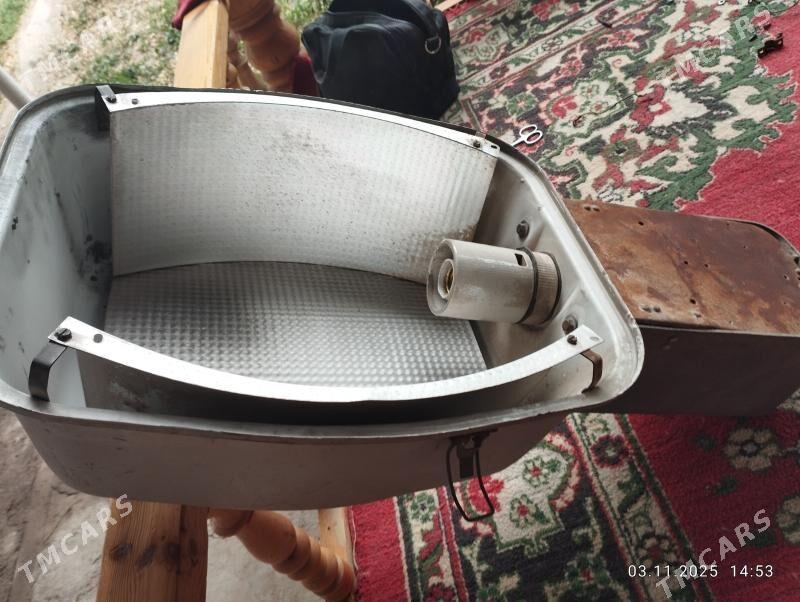 projektor прожектор - Дянев - img 3