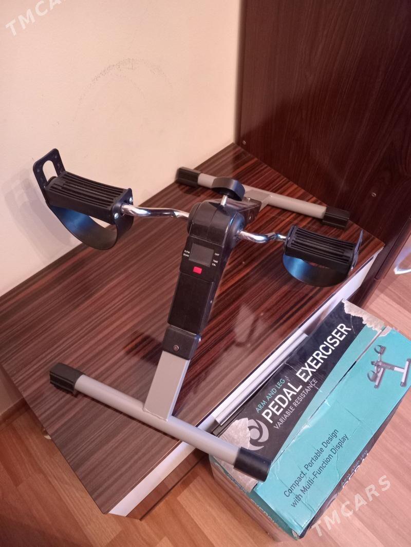 trenajor ayak ucin - Нефтегаз (ул. Андалиб-Юбилейная) - img 1