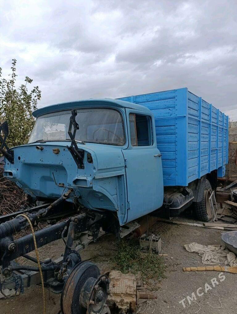 Zil 130 2006 - 50 000 TMT - Bäherden - img 1