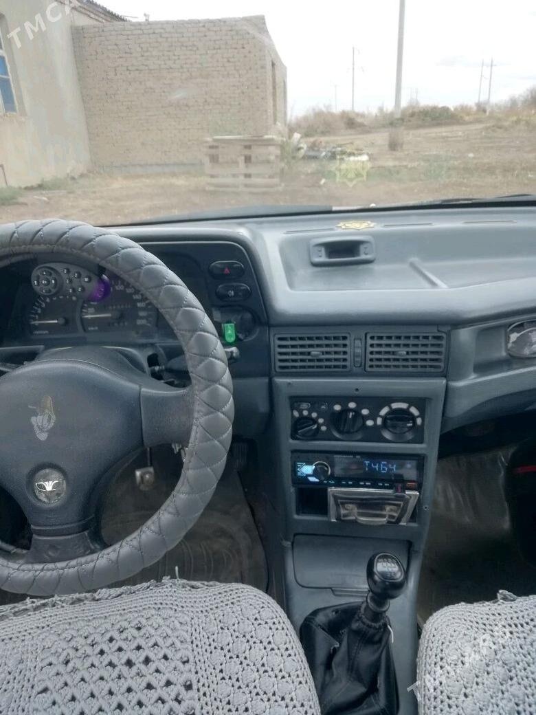 Daewoo Nexia 2001 - 30 000 TMT - Кёнеургенч - img 4