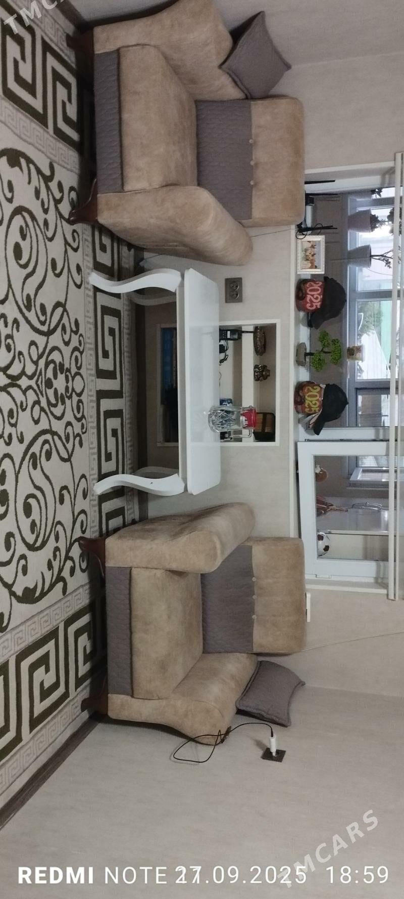 Iki Kreslo  bir stol - Büzmeýin - img 2