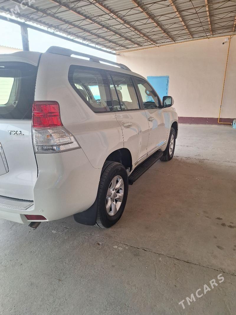Toyota Land Cruiser Prado 2013 - 580 000 TMT - Сейди - img 7