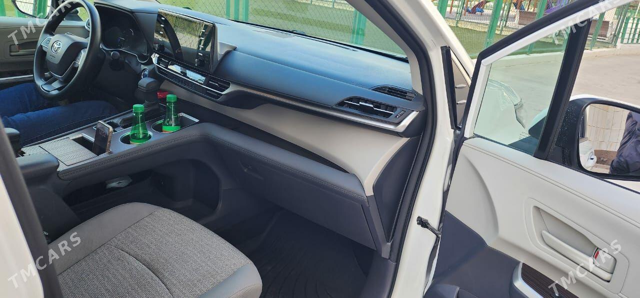 Toyota Sienna 2021 - 500 000 TMT - Ашхабад - img 5