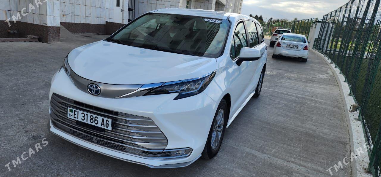 Toyota Sienna 2021 - 500 000 TMT - Ашхабад - img 1
