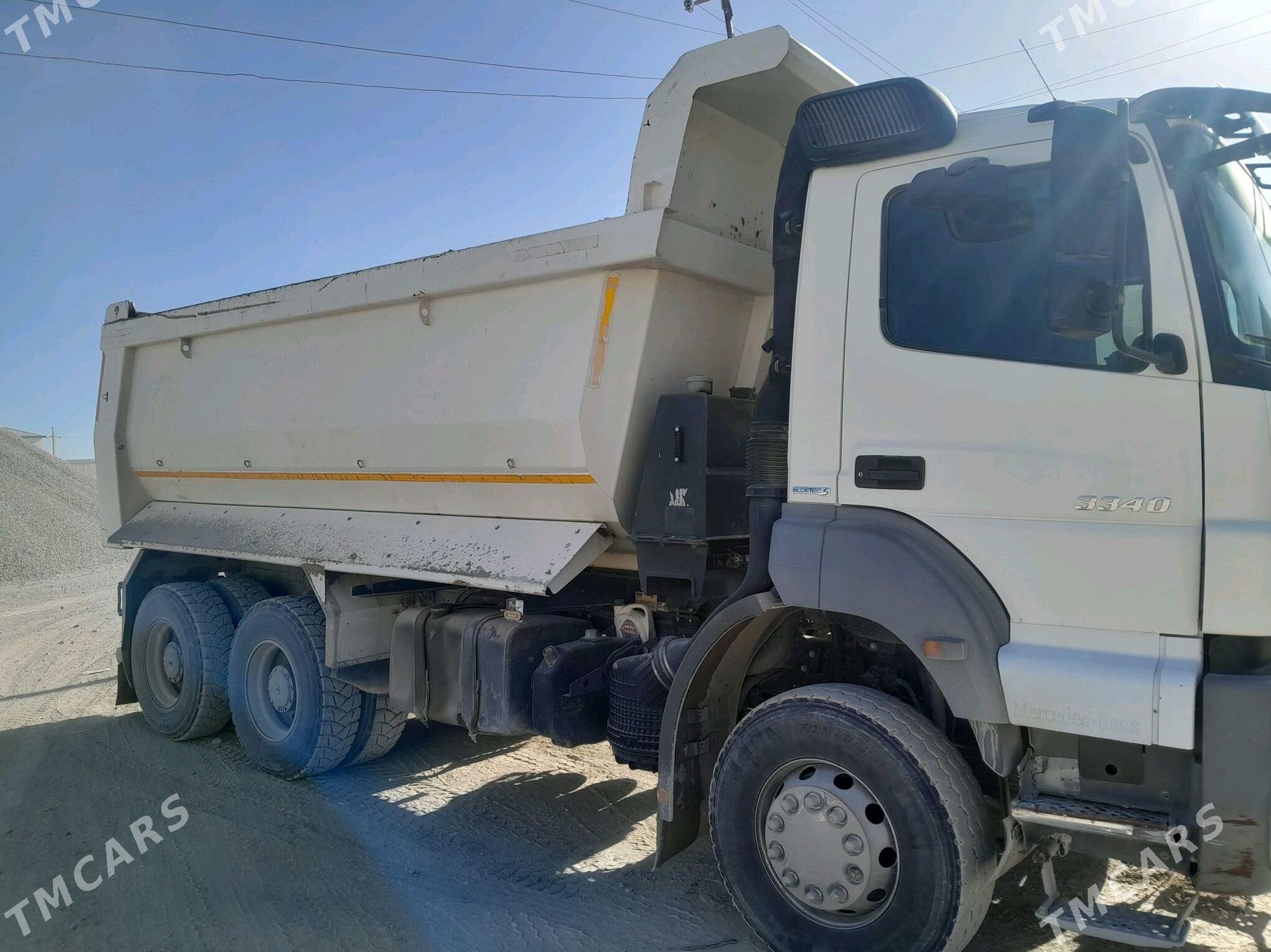 Mercedes-Benz ACTROS 3331 2013 - 700 000 TMT - Gökdepe - img 4