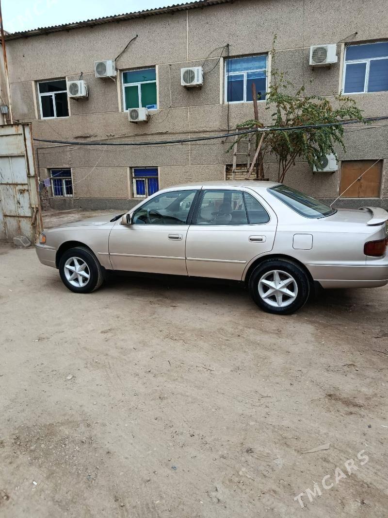 Toyota Camry 1996 - 105 000 TMT - Кёнеургенч - img 1