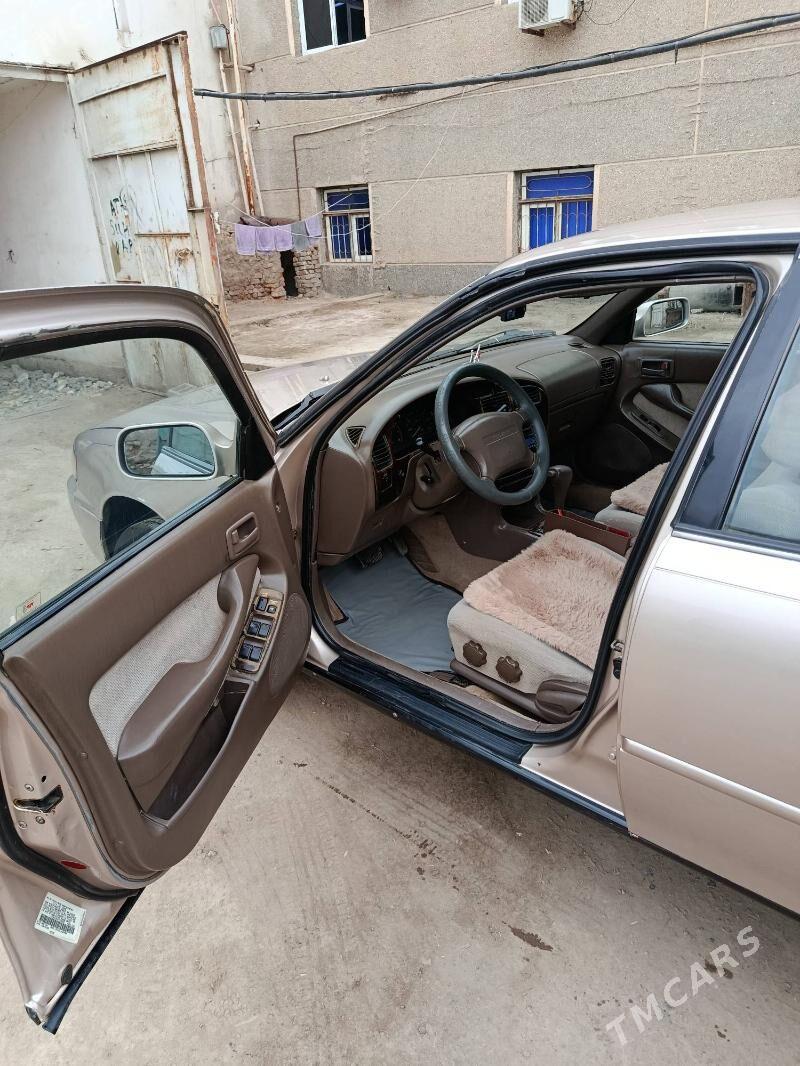 Toyota Camry 1996 - 105 000 TMT - Кёнеургенч - img 5