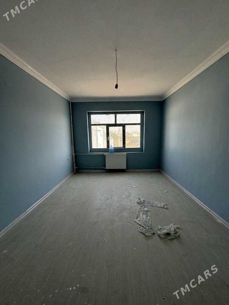 Änew panelka 2 etaž 4 komnat - Анев - img 2