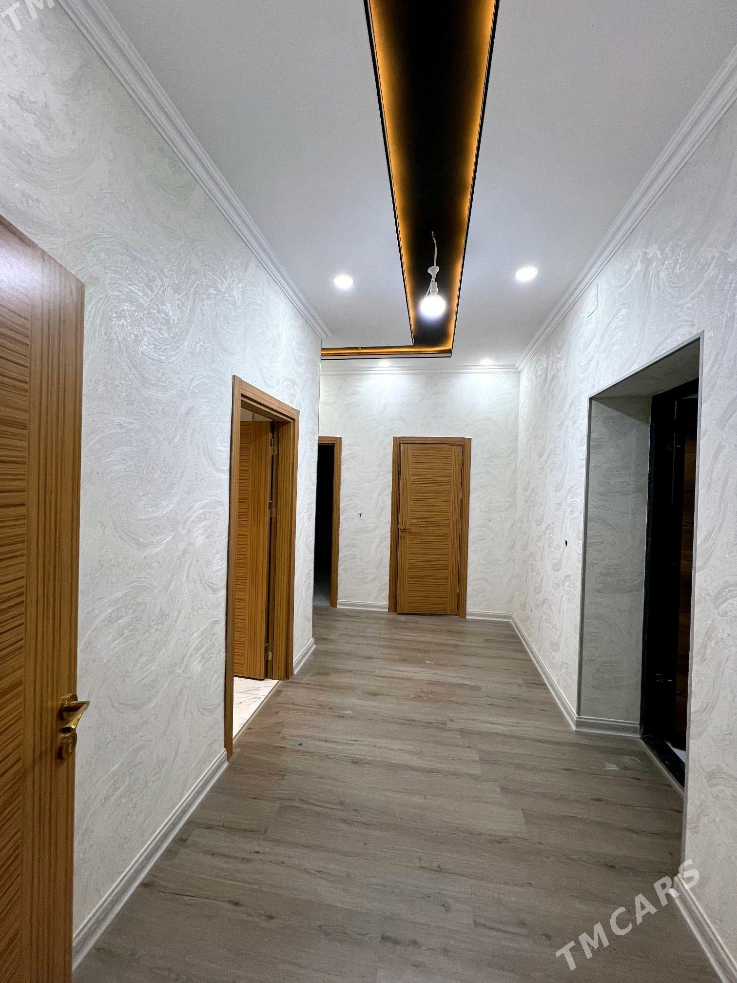 SATLYK ELITKA - Mary - img 1