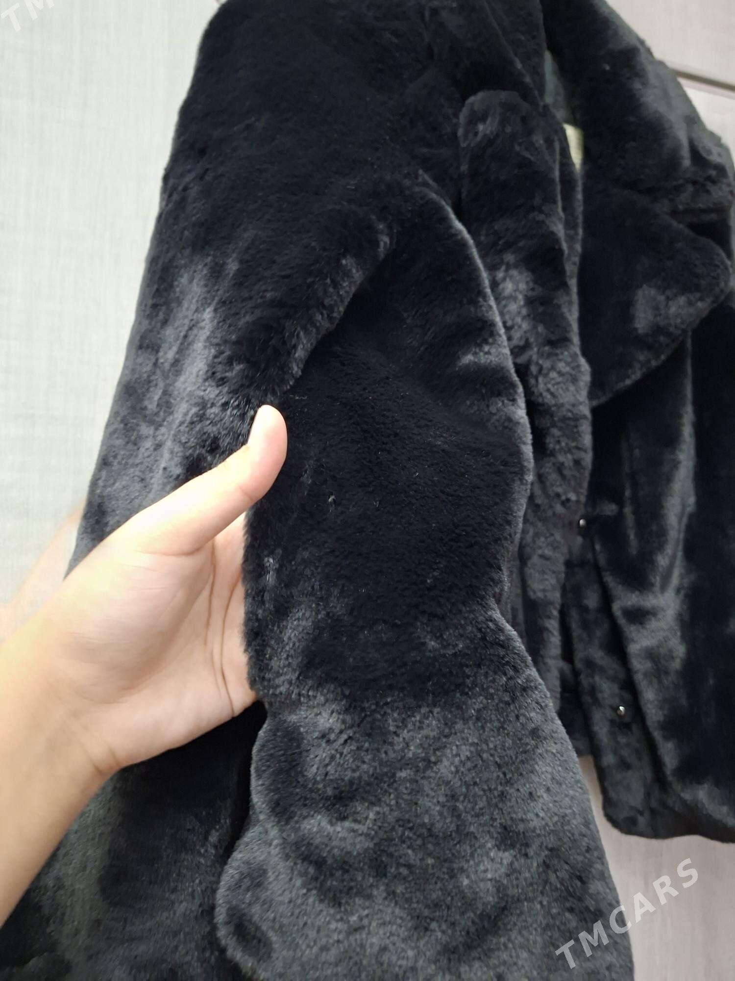 Originall Šuba Pull Bear firma - Büzmeýin - img 6