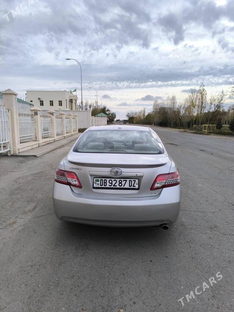 Toyota Camry 2011 - 220 000 TMT - Губадаг - img 3