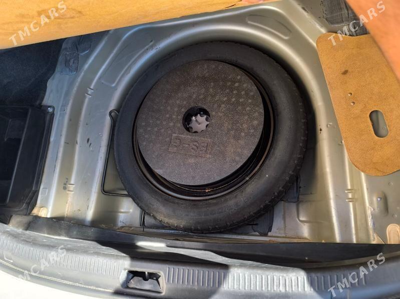 Toyota Camry 2011 - 220 000 TMT - Губадаг - img 8