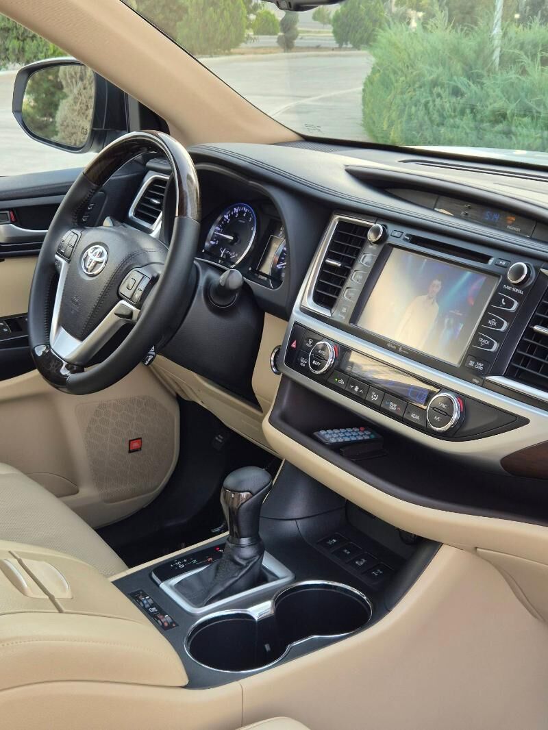 Toyota Highlander 2016 - 440 000 TMT - Aşgabat - img 9