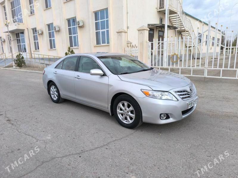 Toyota Camry 2011 - 220 000 TMT - Губадаг - img 4
