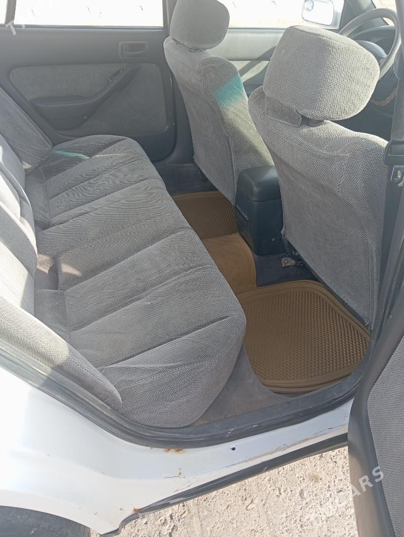 Toyota Camry 1994 - 75 000 TMT - Газаджак - img 7