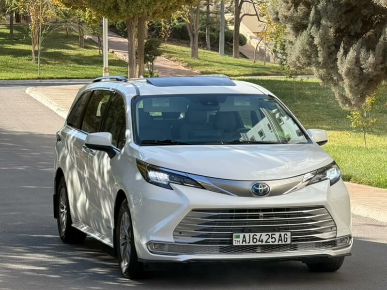 Toyota Sienna 2021 - 462 000 TMT - Aşgabat - img 5