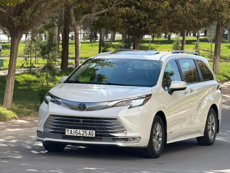Toyota Sienna 2021 - 462 000 TMT - Aşgabat - img 3