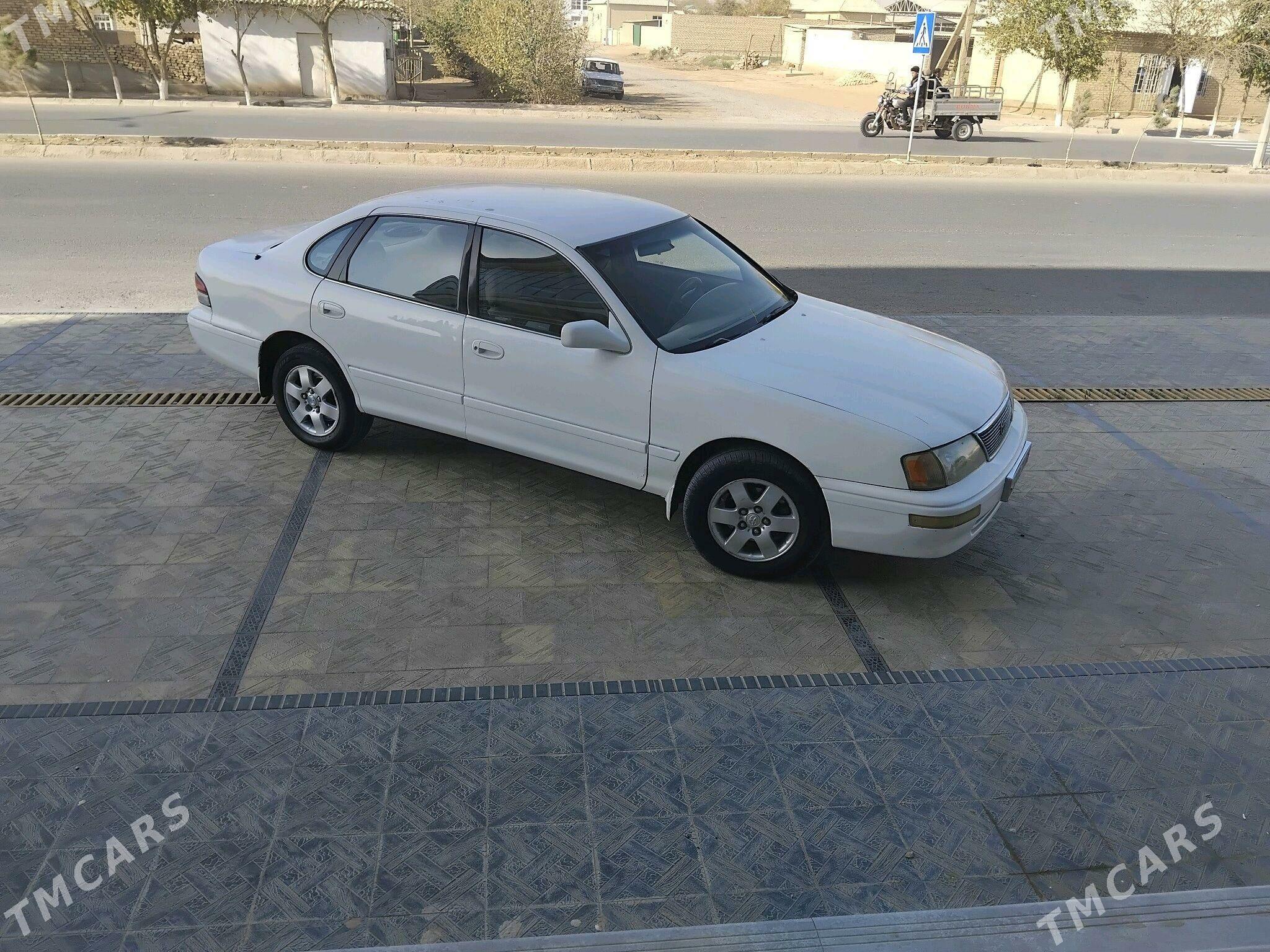 Toyota Avalon 1997 - 96 000 TMT - Бабадайхан - img 4