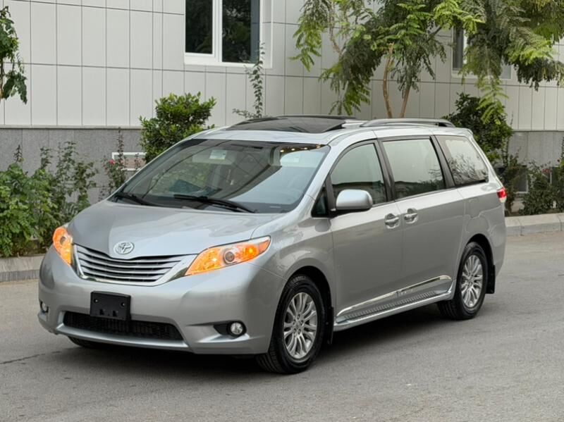 Toyota Sienna 2015 - 348 000 TMT - Ашхабад - img 1