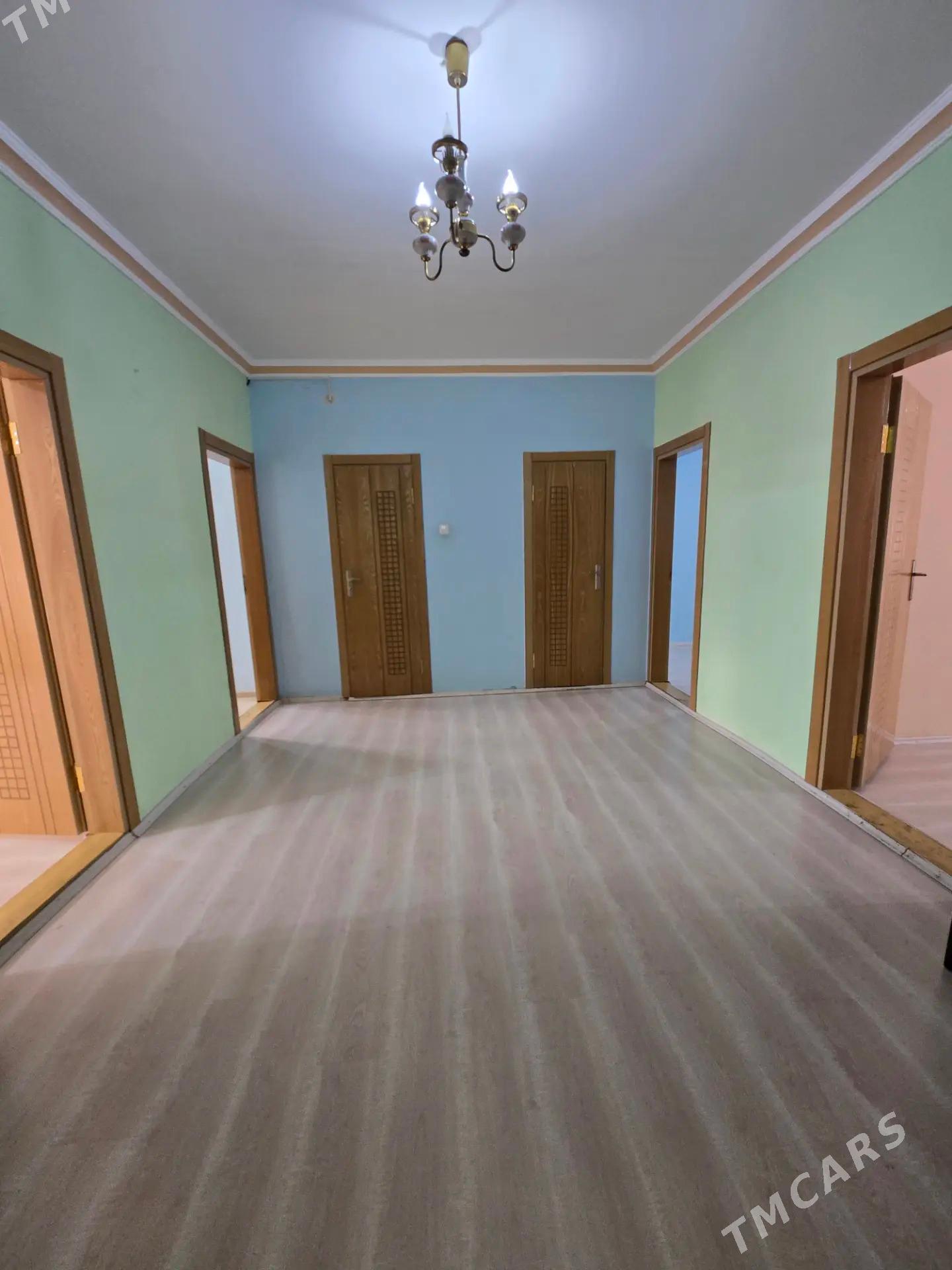 Mir7/2 3 komnat - Parahat 7 - img 1