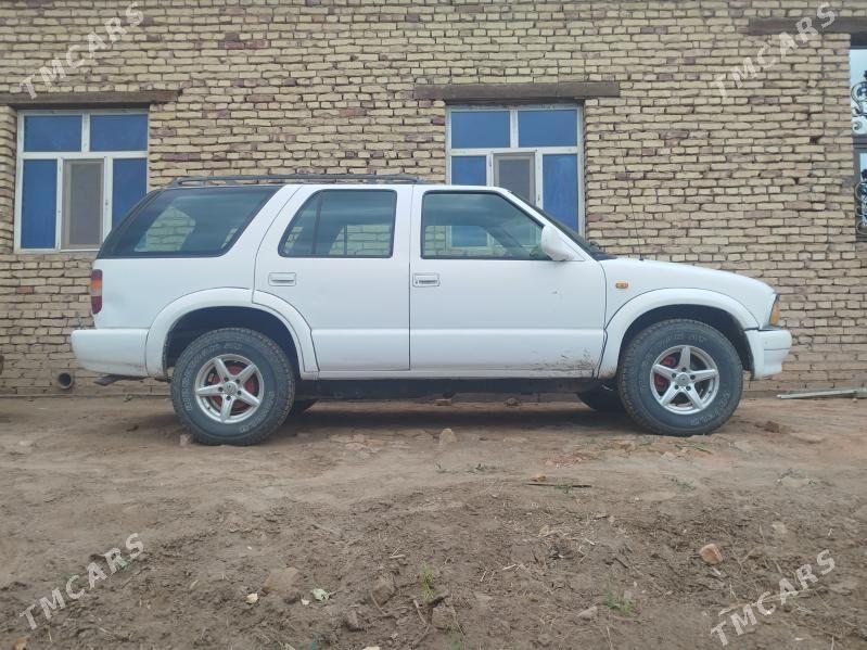 Chevrolet Blazer 1996 - 50 000 TMT - Гурбансолтан Едже - img 3