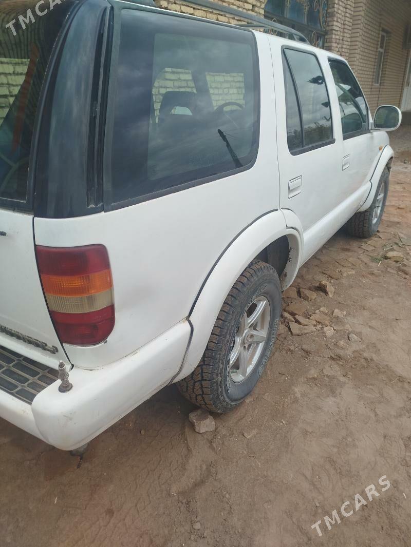 Chevrolet Blazer 1996 - 50 000 TMT - Гурбансолтан Едже - img 4