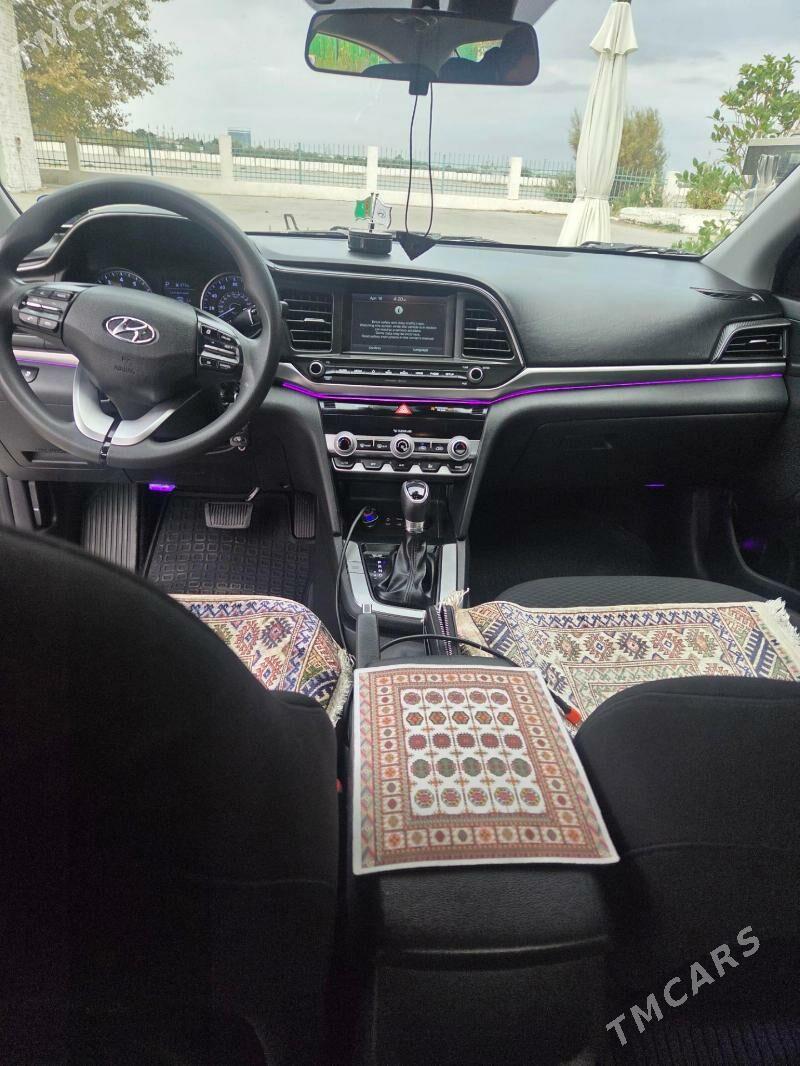 Hyundai Elantra 2020 - 210 000 TMT - Aşgabat - img 3