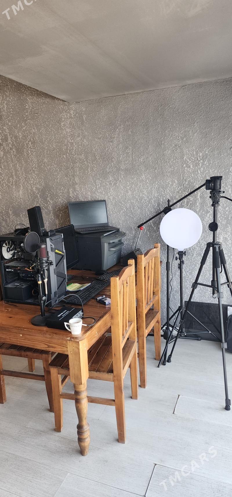 studio. - Анев - img 1