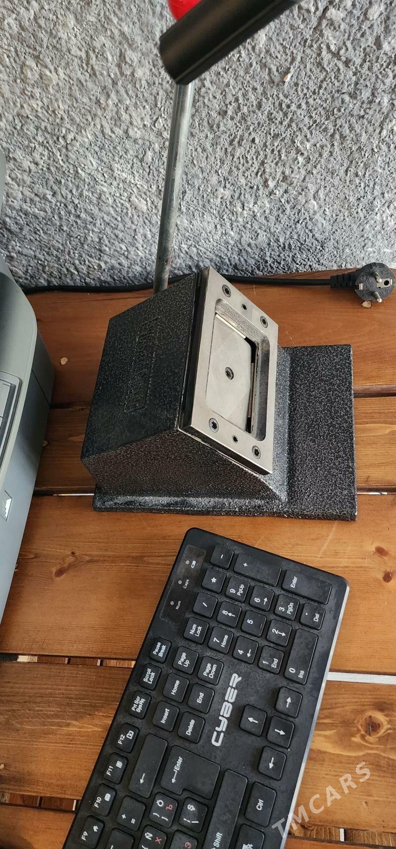 studio. - Анев - img 3