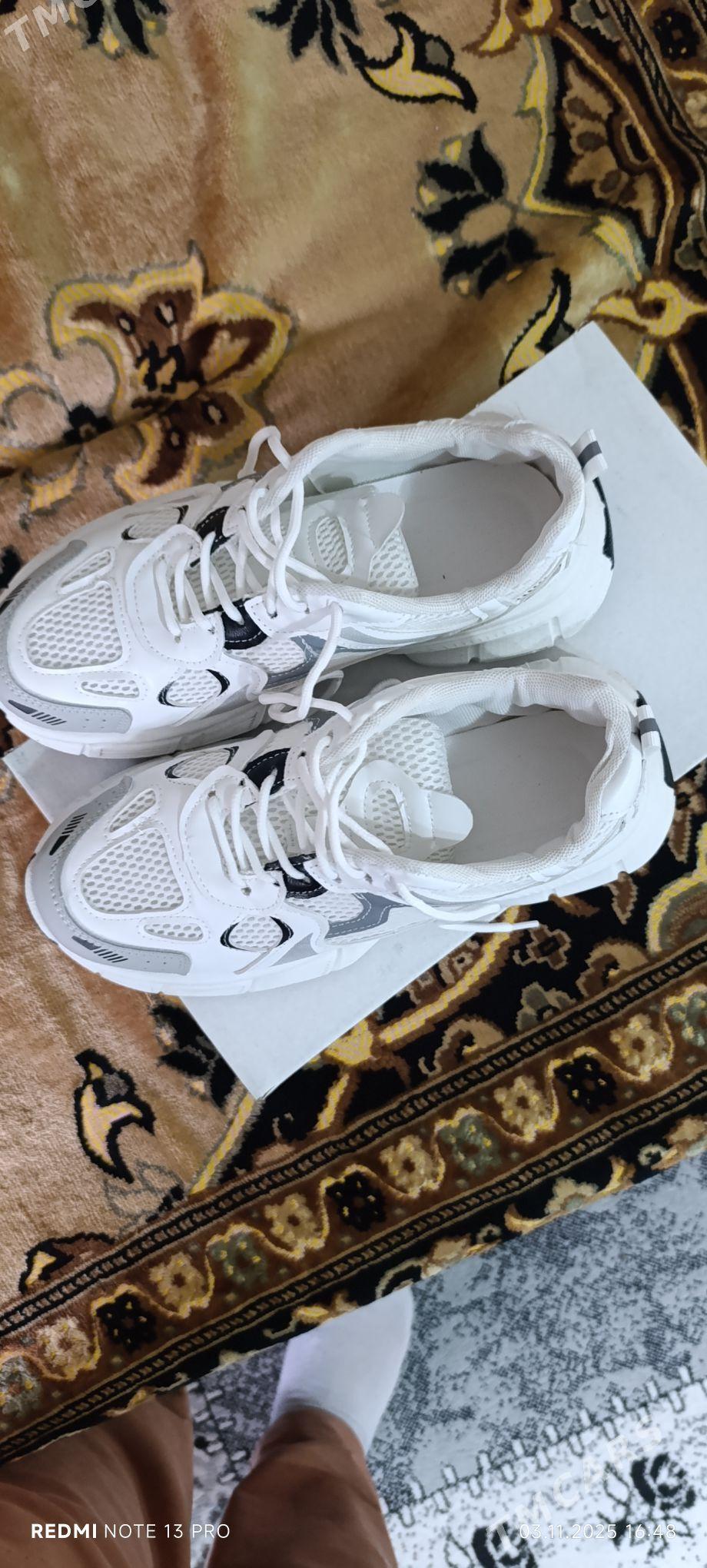 кросовки - Рухабат (90-й разьезд) - img 3