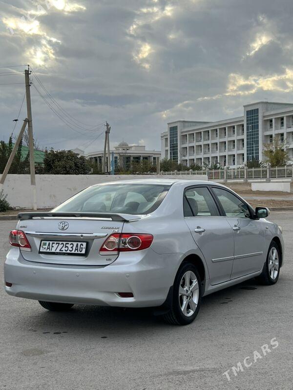 Toyota Corolla 2011 - 180 000 TMT - Ашхабад - img 4