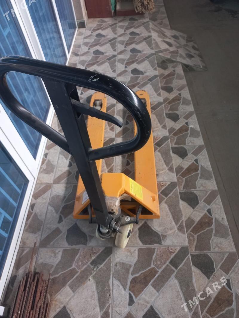 Transpalet 3.5 ton - Балканабат - img 2