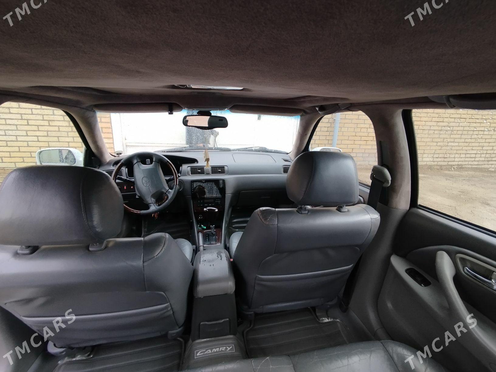 Toyota Camry 2001 - 195 000 TMT - Baýramaly - img 7