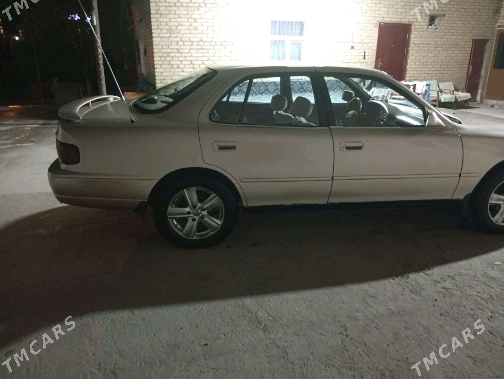 Toyota Camry 1996 - 110 000 TMT - Туркменабат - img 4