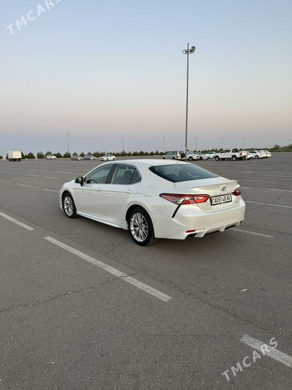 Toyota Camry 2018 - 245 000 TMT - Aşgabat - img 2
