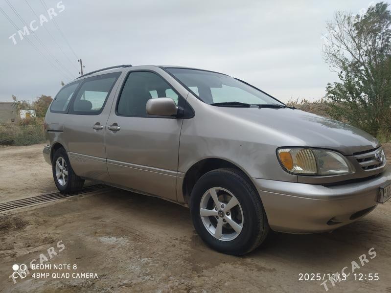 Toyota Sienna 1999 - 130 000 TMT - Чарджоу - img 3