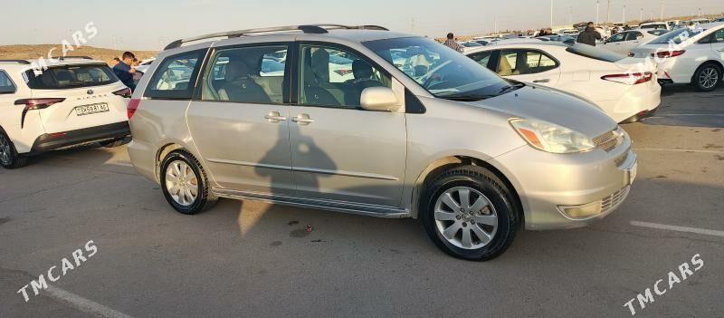 Toyota Sienna 2003 - 210 000 TMT - Garadamak - img 4