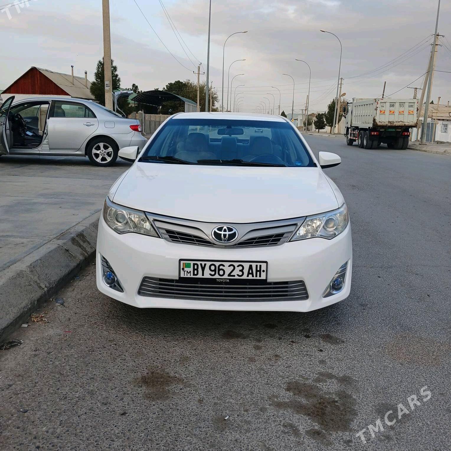 Toyota Camry 2012 - 192 000 TMT - Gökdepe - img 1