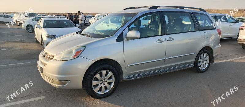 Toyota Sienna 2003 - 210 000 TMT - Garadamak - img 2