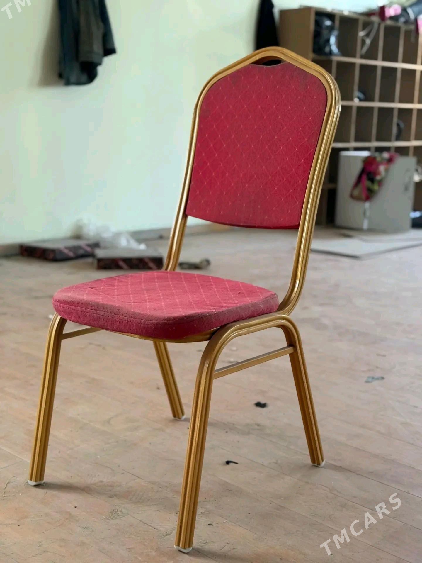 Stol oturlyan iki gornus - Теджен - img 2