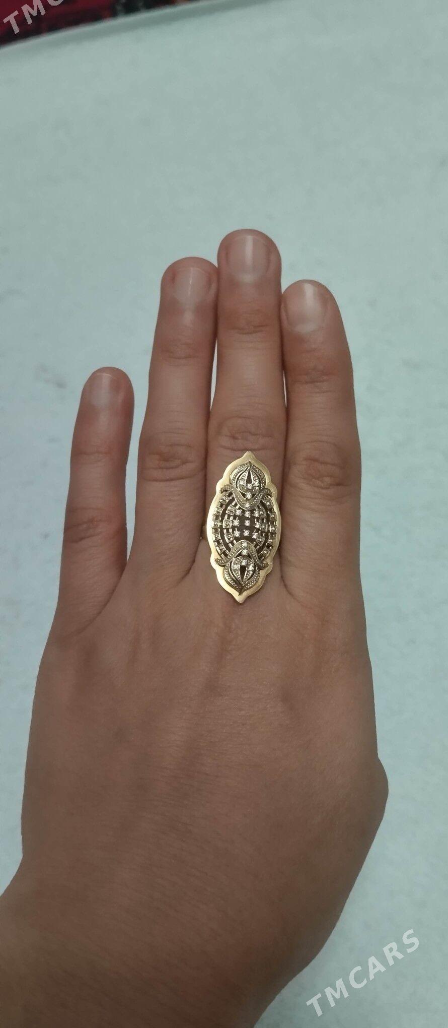 gyzyl yuzuk - Анев - img 1