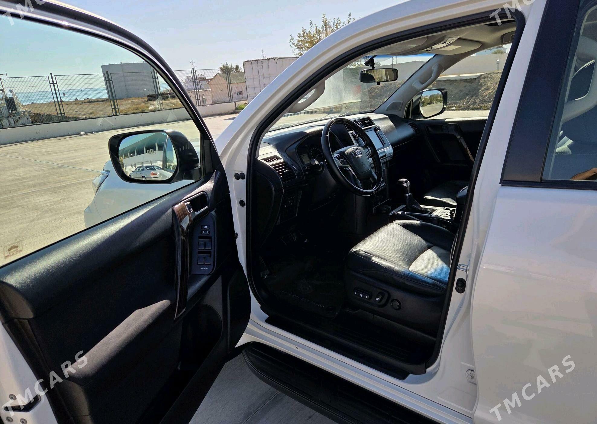 Toyota Land Cruiser Prado 2018 - 819 000 TMT - Türkmenbaşy - img 7