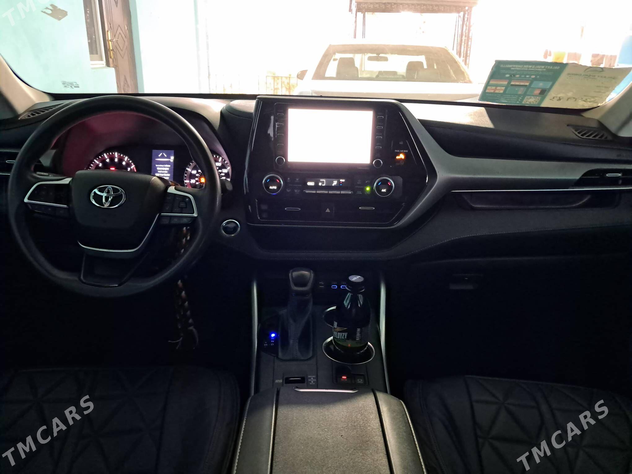 Toyota Highlander 2022 - 460 000 TMT - Мургап - img 3