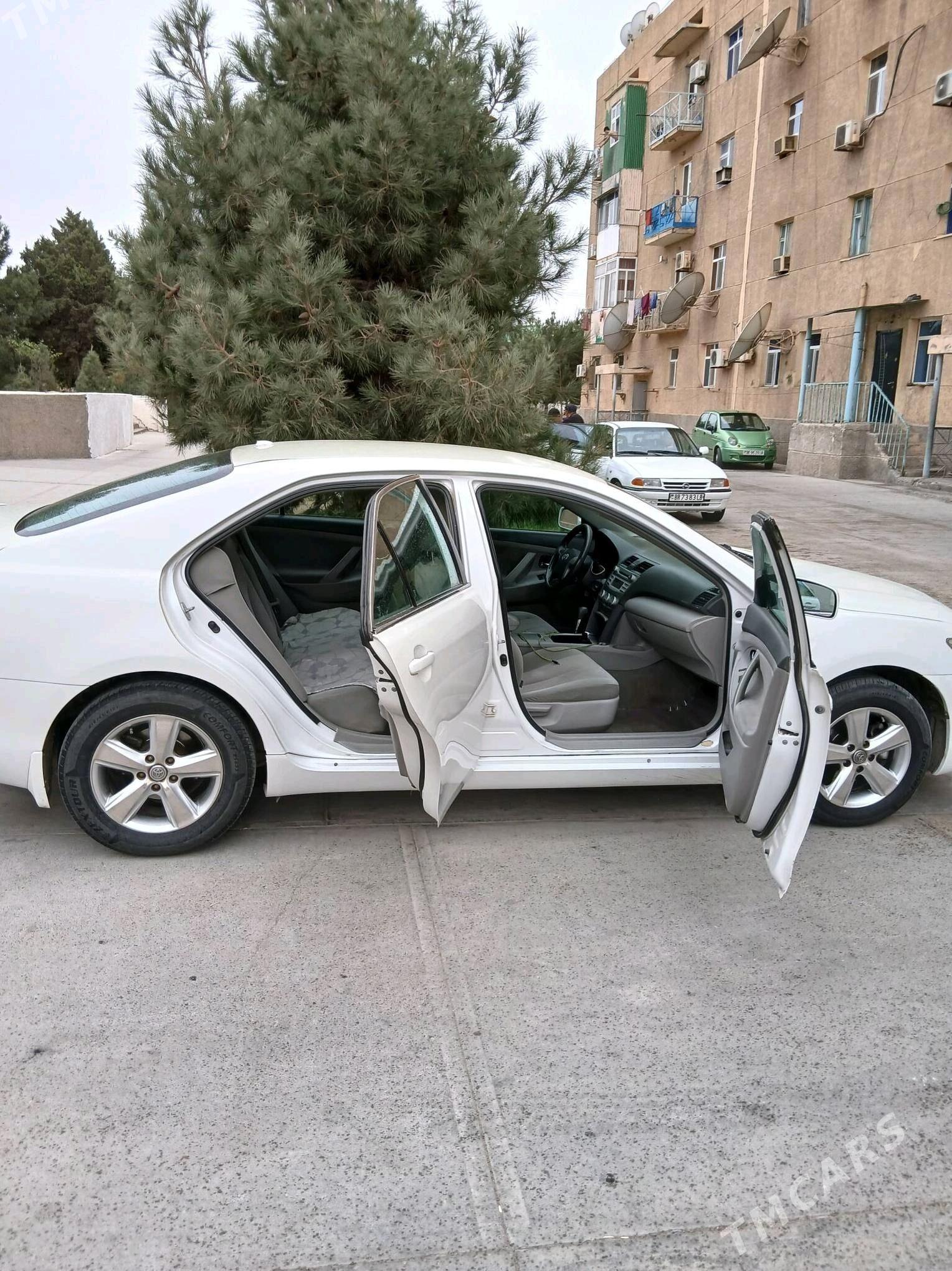 Toyota Camry 2011 - 200 000 TMT - Туркменабат - img 3