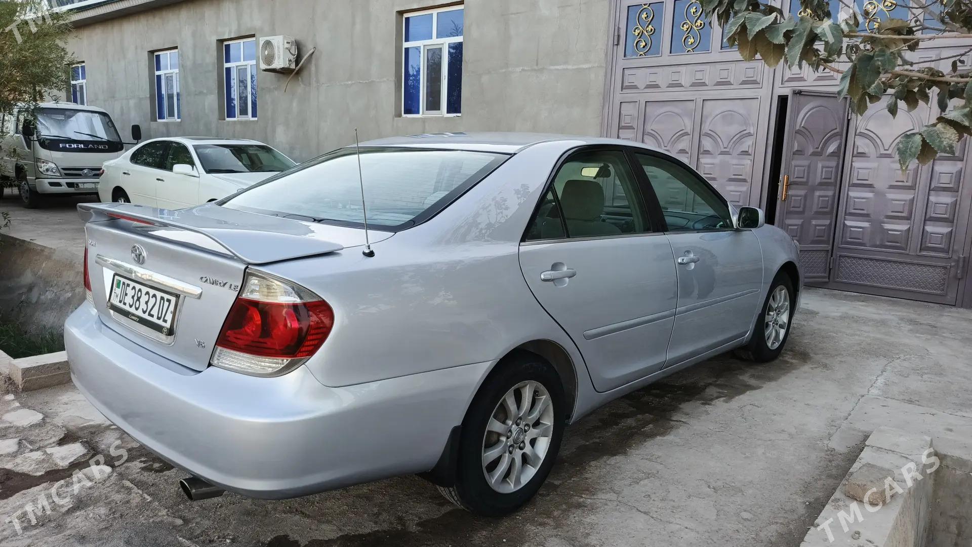 Toyota Camry 2004 - 160 000 TMT - Köneürgenç - img 4