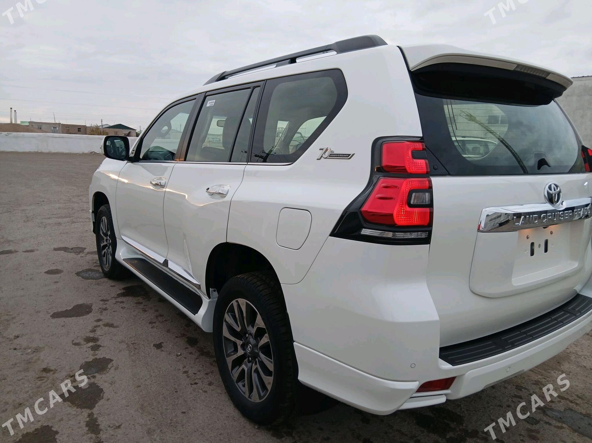 Toyota Land Cruiser Prado 2022 - 1 040 000 TMT - Daşoguz - img 10